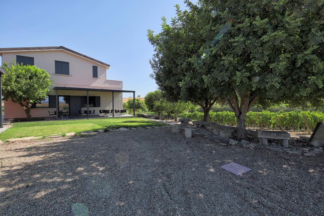 Nuovi Poderi Rooms Senorbi ภายนอก รูปภาพ
